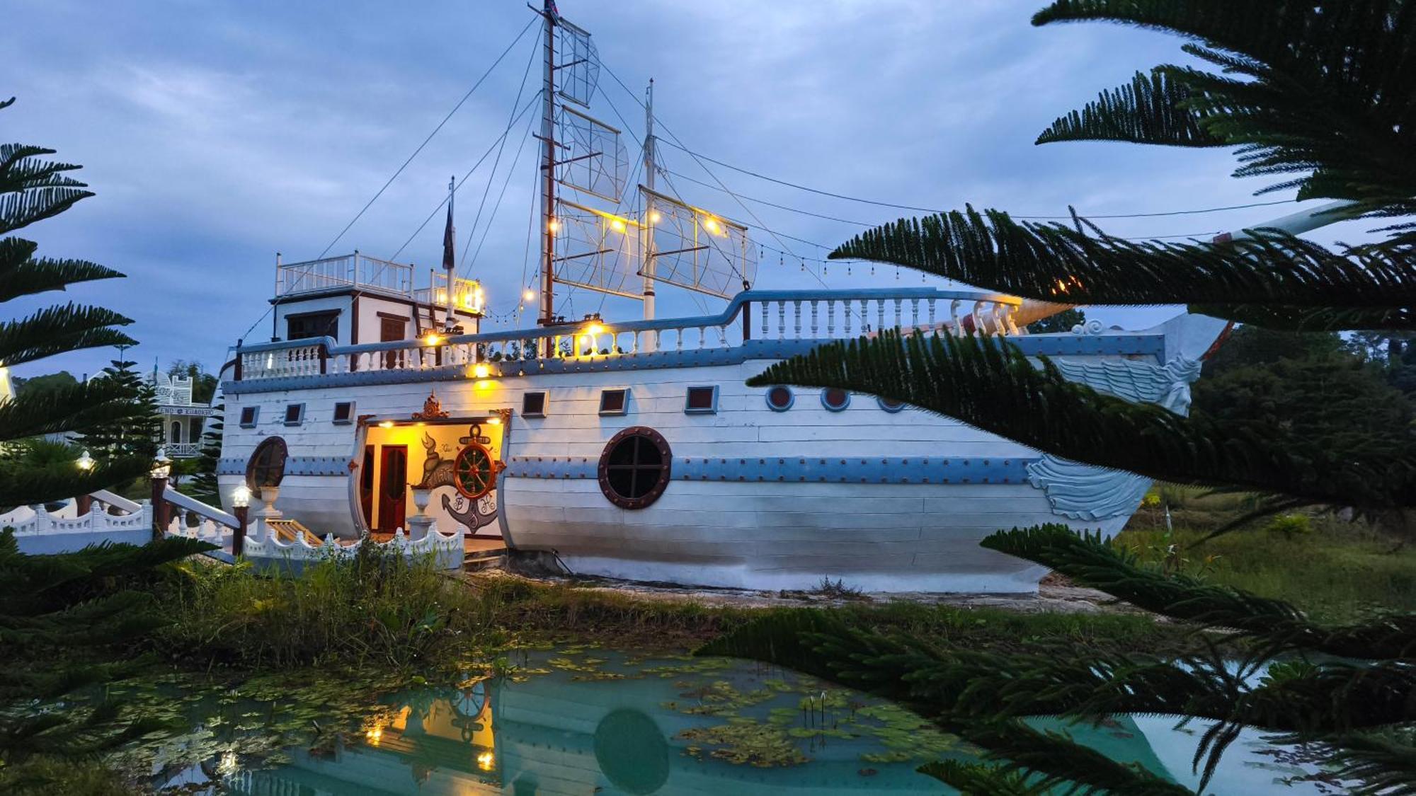 Boat And House Resort Khao Kho Exteriér fotografie