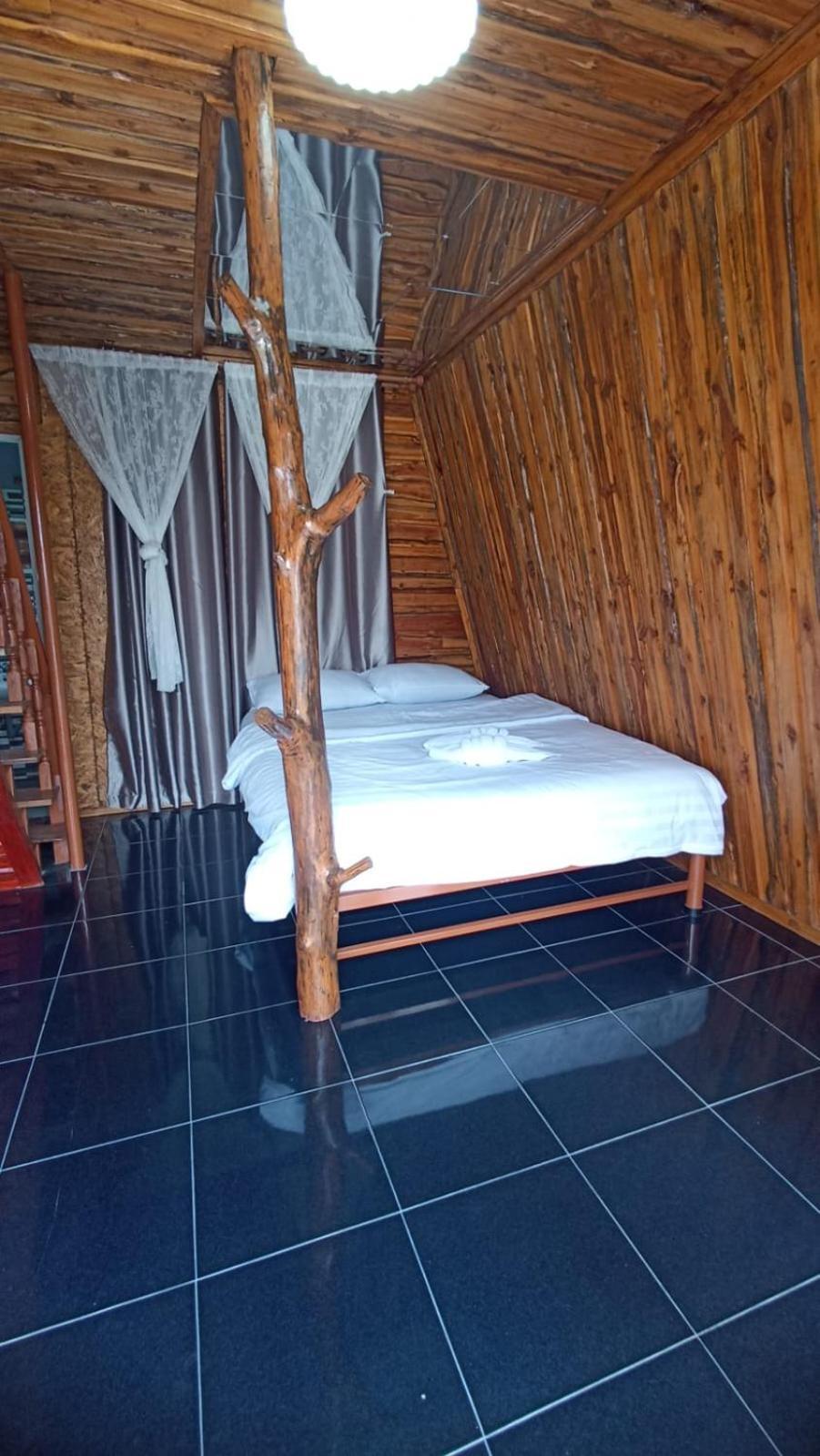 Boat And House Resort Khao Kho Exteriér fotografie