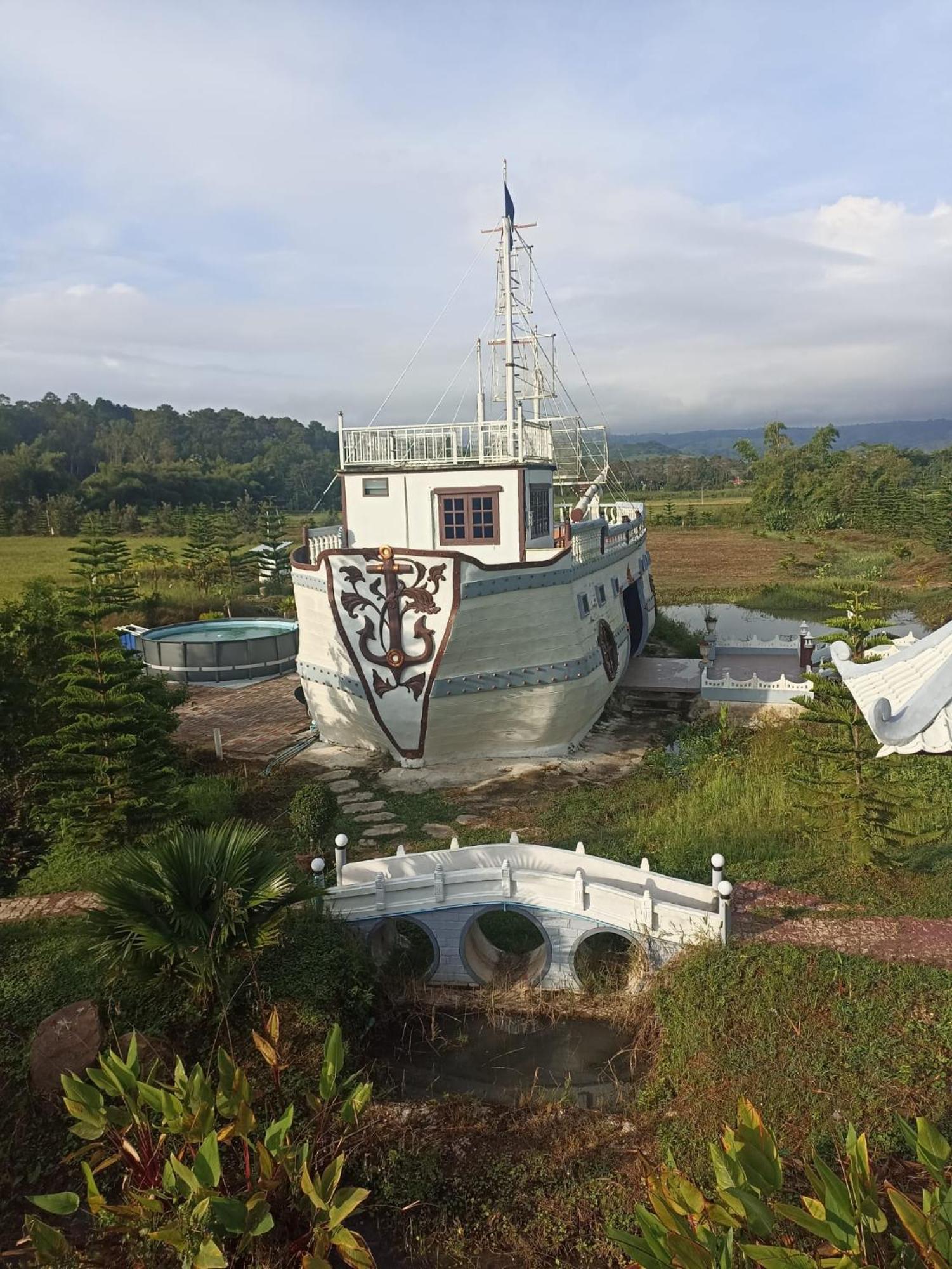 Boat And House Resort Khao Kho Exteriér fotografie