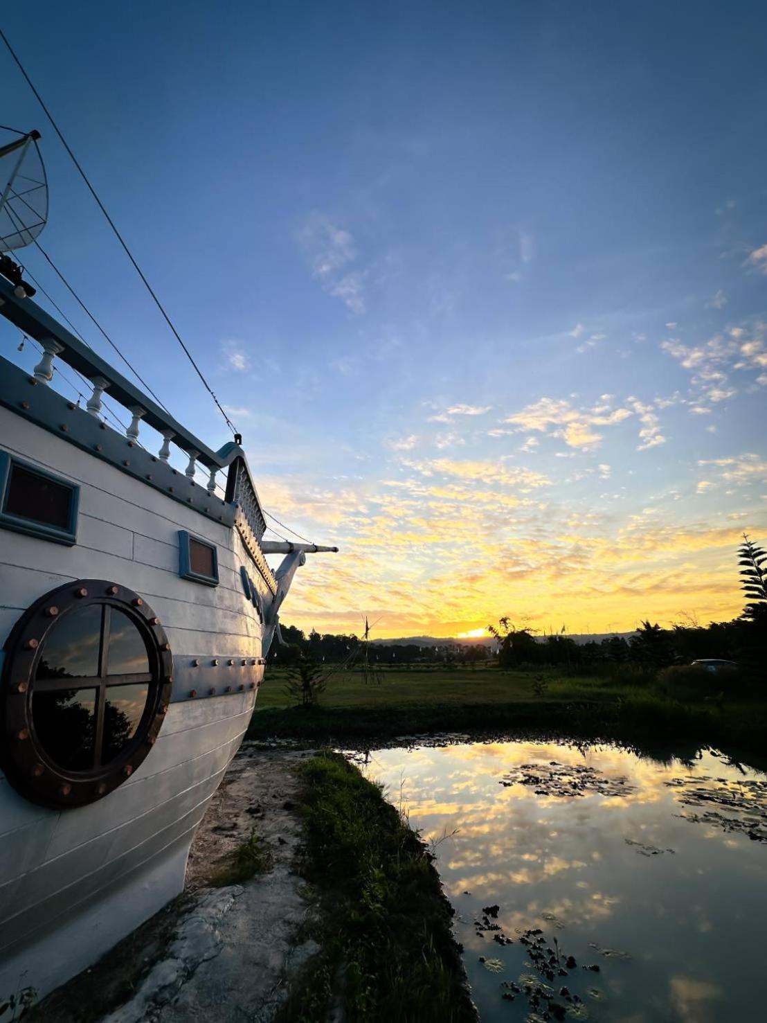 Boat And House Resort Khao Kho Exteriér fotografie